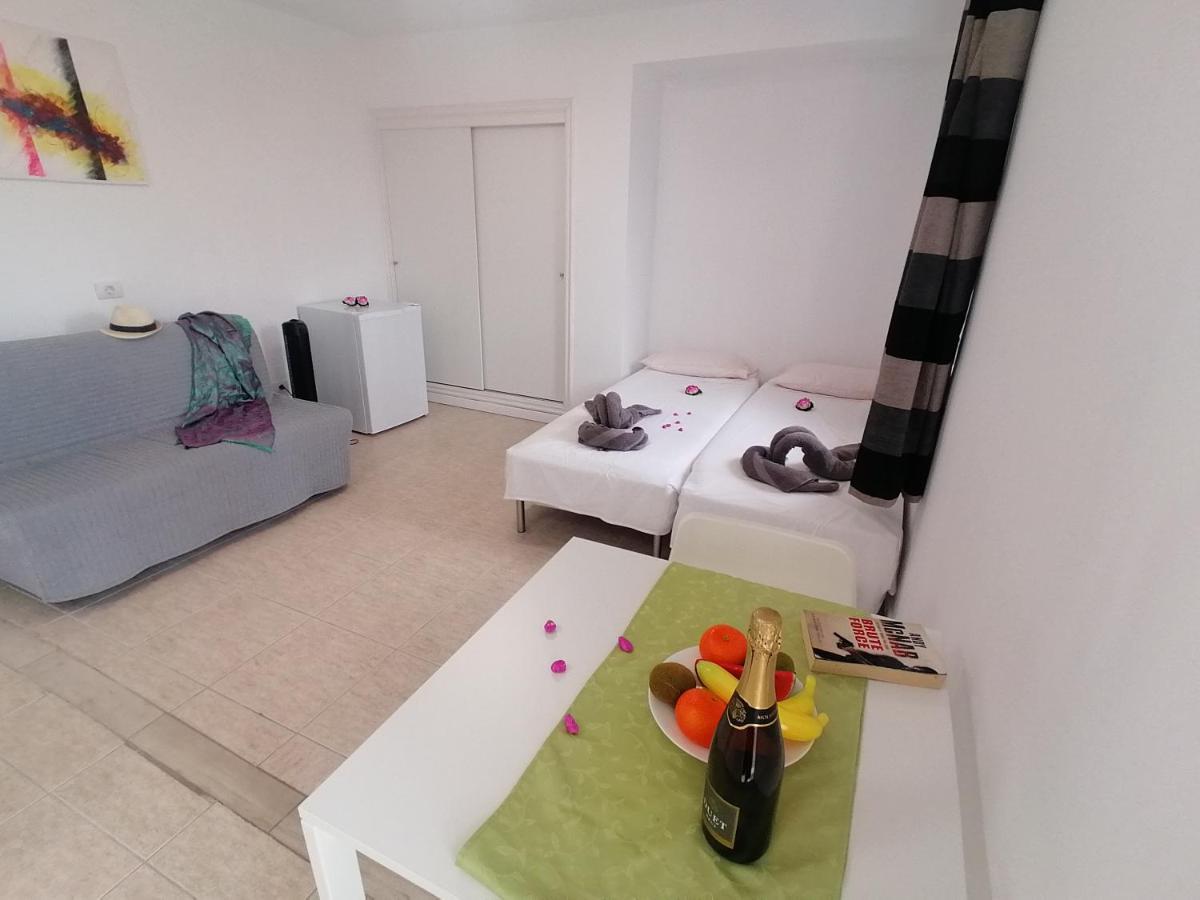 Small Studio, 50 M Front Of The Ocean & Free Wifi Плайя-Фаньябе Экстерьер фото