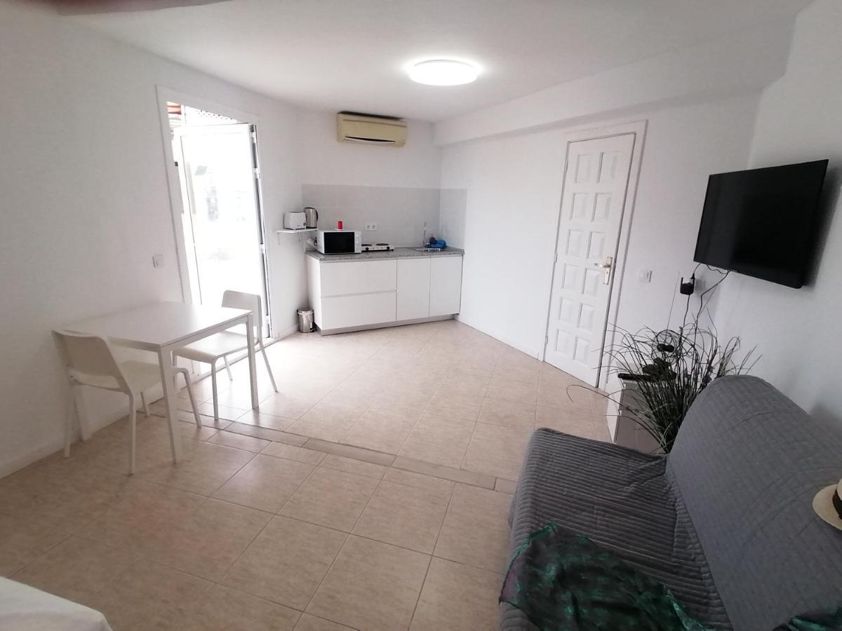 Small Studio, 50 M Front Of The Ocean & Free Wifi Плайя-Фаньябе Экстерьер фото